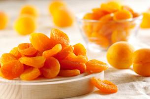 Wet Apricots exporter stockist